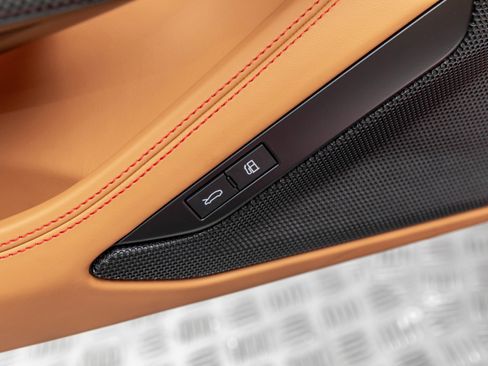 Certified 2022 Ferrari F8 Tributo image 16