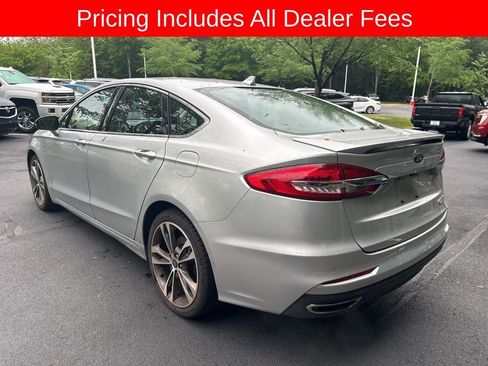 Used 2019 Ford Fusion Titanium AWD/4WD image 11