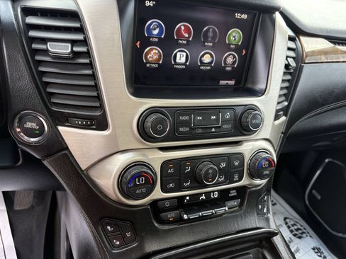 Used 2015 GMC Yukon Denali w/ Touring Package AWD/4WD image 30