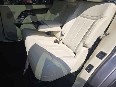 New 2027 Land Rover Range Rover Long Wheelbase SE AWD/4WD image 20