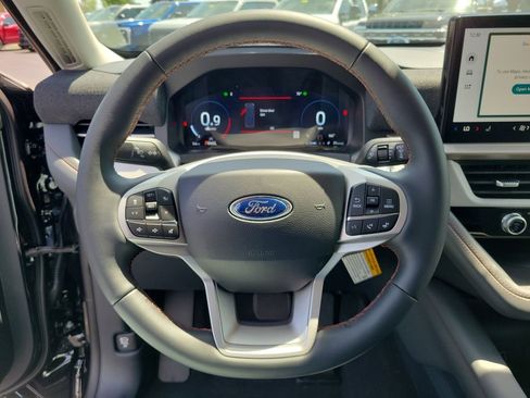 New 2026 Ford Explorer Active AWD/4WD image 23