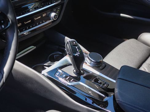 Certified 2023 BMW 530i w/ Convenience Package RWD image 15