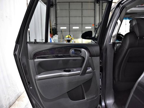 Used 2016 Buick Enclave Premium w/ Experience Buick Package image 35