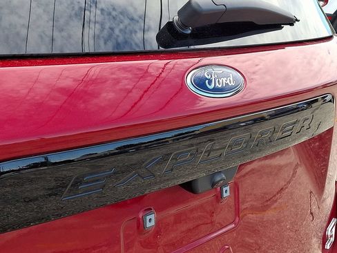 Certified 2023 Ford Explorer ST w/ Equipment Group 401A AWD/4WD image 31