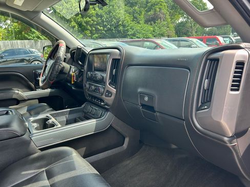 Used 2014 GMC Sierra 1500 SLT w/ All-Terrain Package AWD/4WD image 8