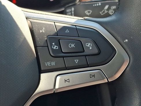 Used 2026 Volkswagen Jetta SE FWD image 22