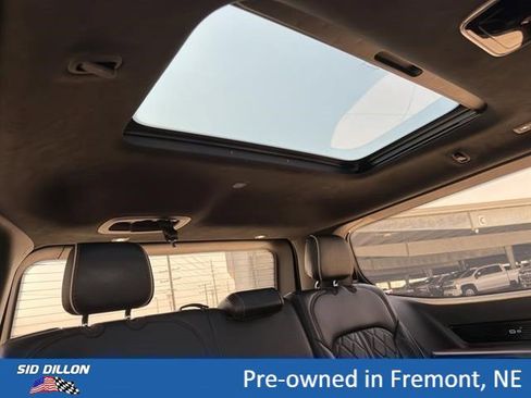 Used 2023 Jeep Grand Wagoneer Series III AWD/4WD image 23