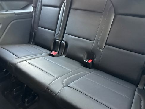 Used 2022 GMC Yukon Denali AWD/4WD image 16