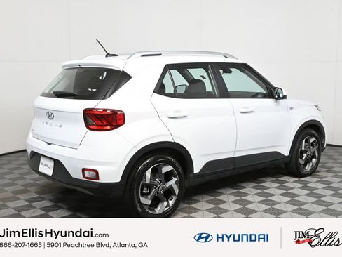 Certified 2023 Hyundai Venue SEL w/ Cargo Package image 22