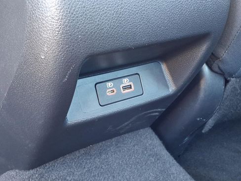 Used 2025 Nissan Altima 2.5 SV FWD image 14