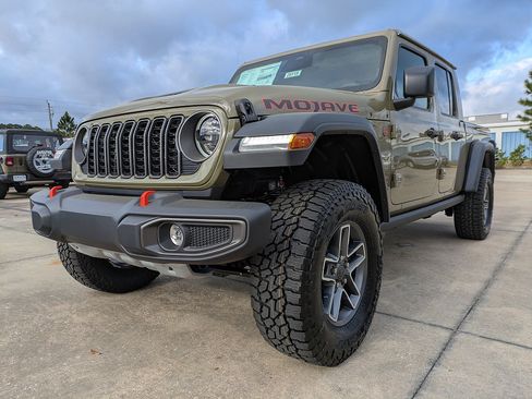 New 2026 Jeep Gladiator Mojave AWD/4WD image 8