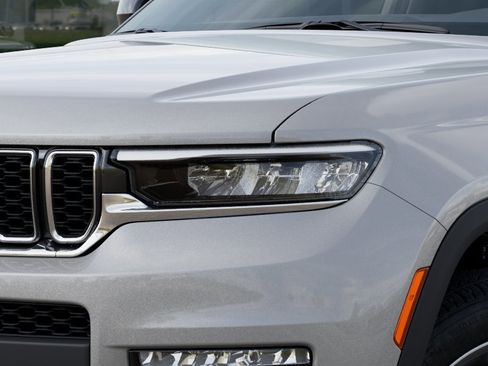 New 2025 Jeep Grand Cherokee L Limited w/ Luxury Tech Group II image 19