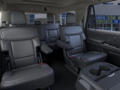 New 2025 Ford Expedition Active AWD/4WD image 11