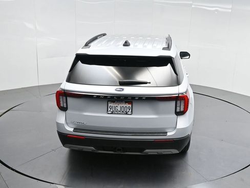 Used 2025 Ford Explorer Active w/ Active Comfort Package RWD image 59