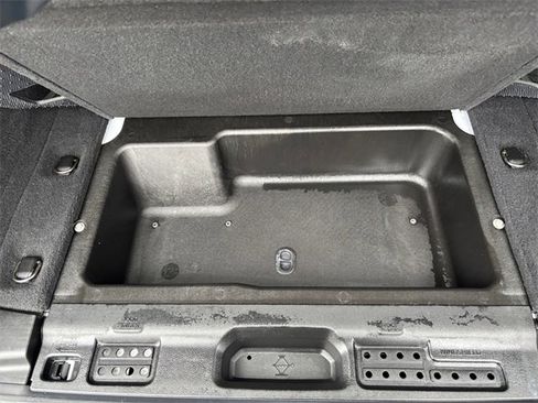 Used 2020 Jeep Wrangler Unlimited Sport S image 37