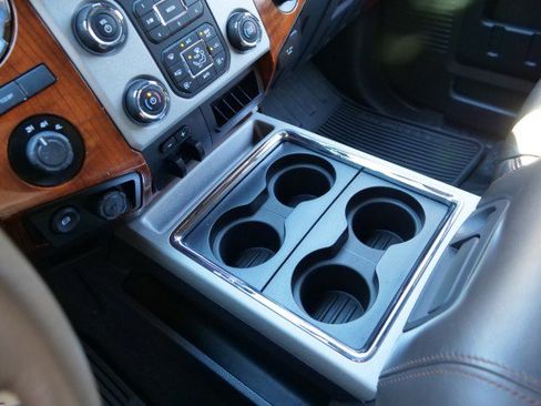 Used 2016 Ford F450 King Ranch w/ King Ranch w/Chrome Package image 17