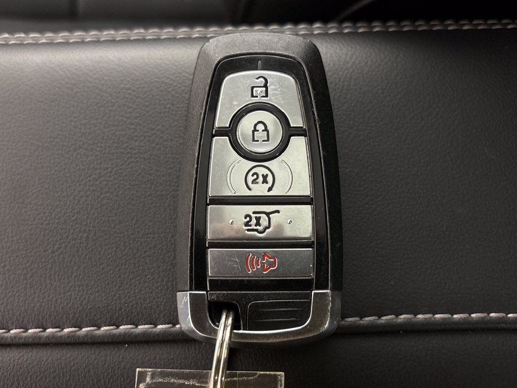 Certified 2025 Ford Expedition Platinum AWD/4WD image 35
