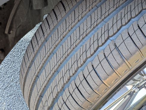 Used 2023 Mercedes-Benz GLS 450 4MATIC image 12