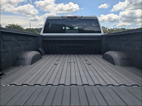 Used 2024 GMC Sierra 2500 Denali Ultimate AWD/4WD image 15