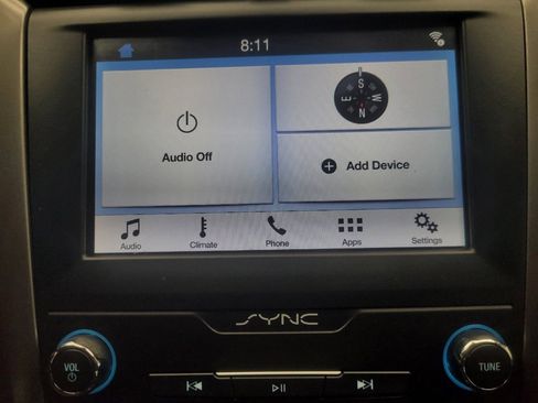 Used 2019 Ford Fusion SE FWD image 25