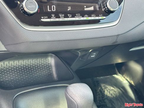 Certified 2026 Toyota Corolla LE FWD image 29