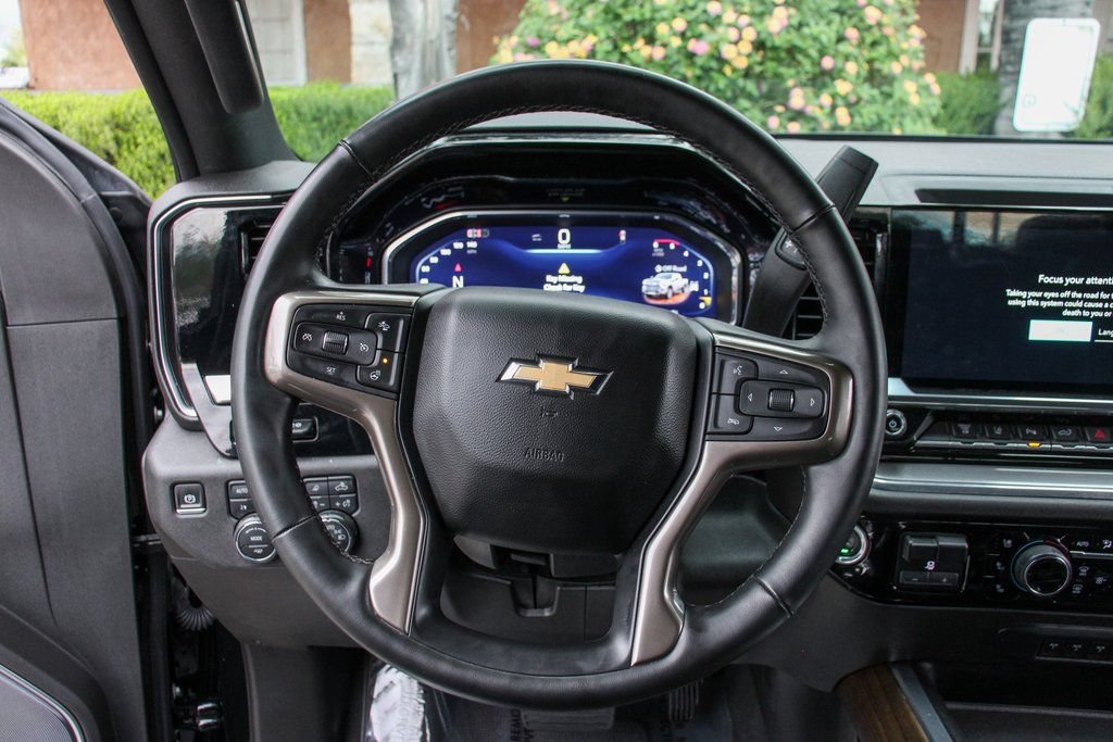 Used 2024 Chevrolet Silverado 2500 High Country AWD/4WD image 24