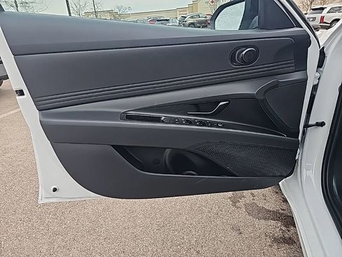 New 2026 Hyundai Elantra Sport FWD image 10