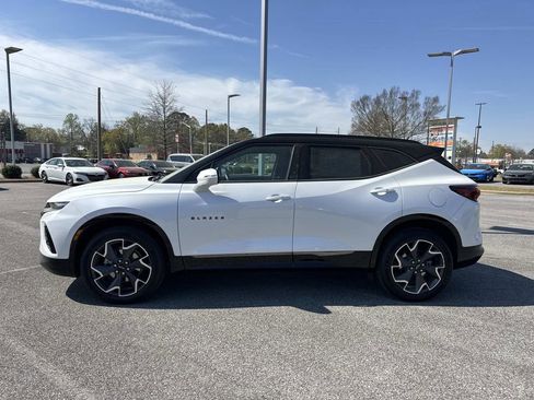 Used 2022 Chevrolet Blazer RS w/ Enhanced Convenience Package image 8