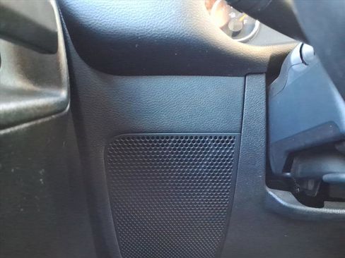 Used 2018 Jeep Wrangler Sport image 14