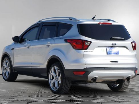 Certified 2019 Ford Escape Titanium FWD image 6