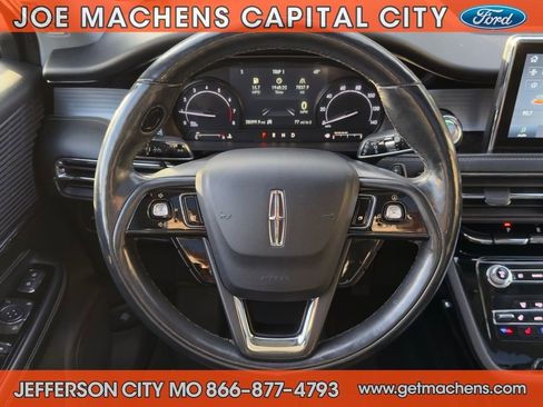Used 2022 Lincoln Corsair AWD w/ Premium Package image 21