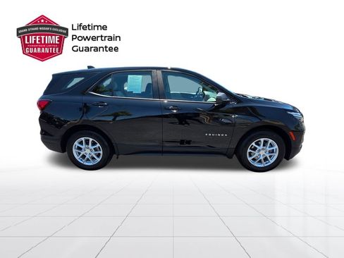 Used 2024 Chevrolet Equinox LS w/ Driver Confidence II Package FWD image 6