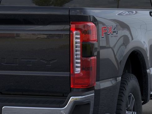 New 2025 Ford F350 XLT w/ 360-Degree Camera Package AWD/4WD image 21
