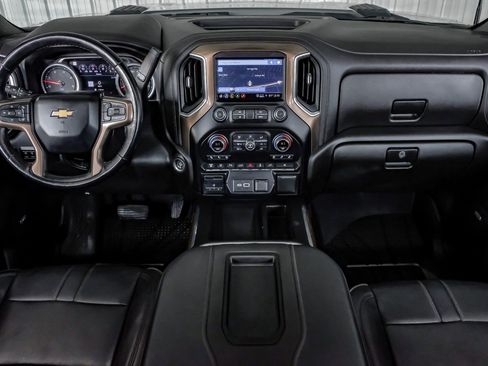 Used 2022 Chevrolet Silverado 3500 High Country image 13
