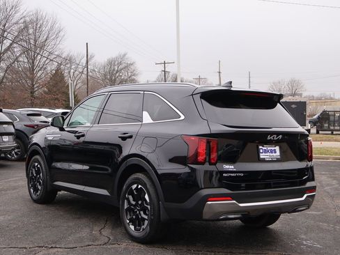 New 2026 Kia Sorento S FWD image 5