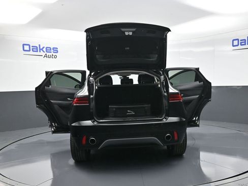 Used 2021 Jaguar E-PACE SE image 57