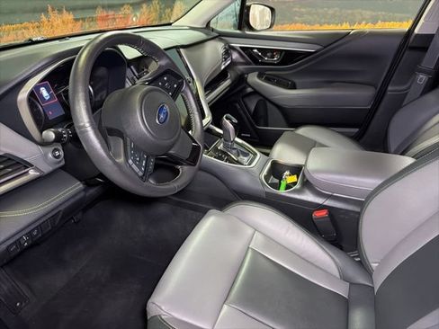 Certified 2025 Subaru Outback Onyx Edition AWD/4WD image 21