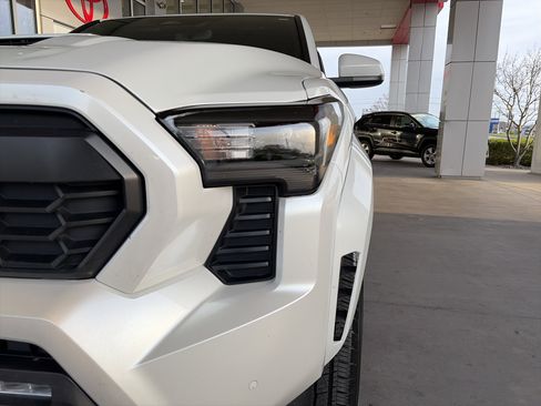 Certified 2024 Toyota Tacoma TRD Sport w/ TRD Sport Upgrade Package image 11