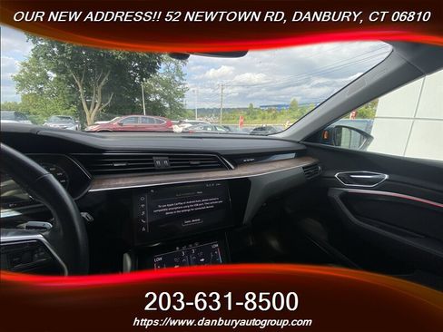 Used 2019 Audi e-tron Premium Plus AWD/4WD image 14