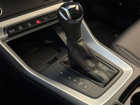 Used 2024 Audi Q3 2.0T Premium Plus image 20