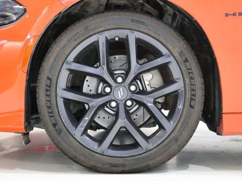 Used 2022 Dodge Charger R/T w/ Harman/Kardon Audio Group RWD image 10