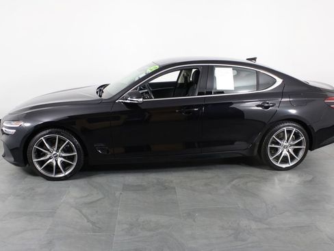 Used 2022 Genesis G70 3.3T RWD image 12
