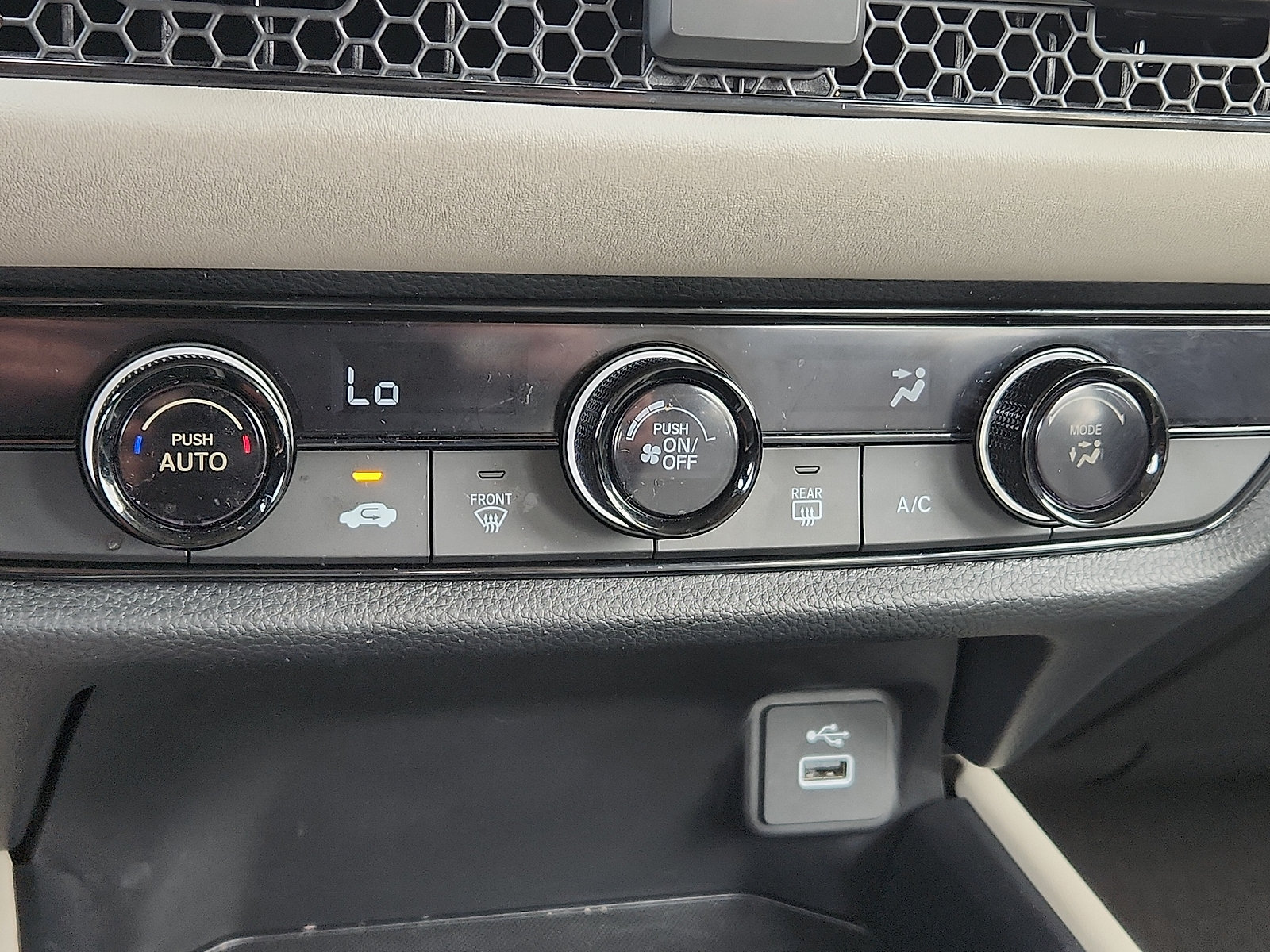 Used 2024 Honda HR-V LX image 19