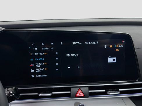 Used 2024 Hyundai Elantra Limited FWD image 21