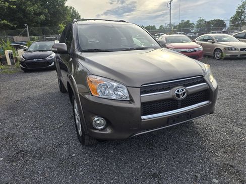 Used 2011 Toyota RAV4 Limited w/ Limited Extra Value Pkg AWD/4WD image 7