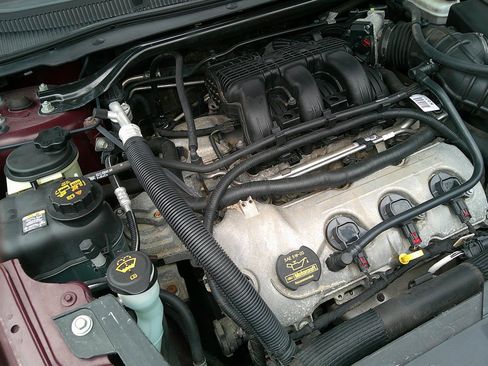 Used 2011 Ford Taurus SEL w/ 201A Rapid Spec Order Code image 47