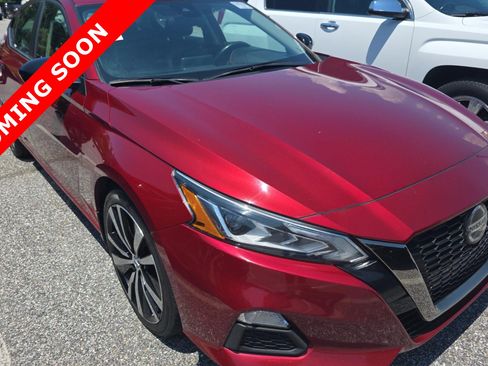 Used 2022 Nissan Altima 2.5 SR FWD image 3