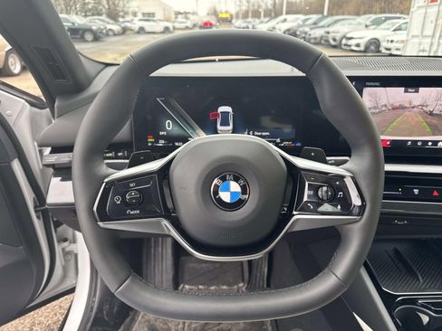 New 2025 BMW 530i xDrive AWD/4WD image 28