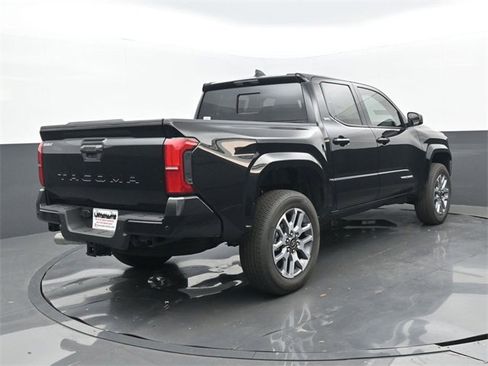 New 2025 Toyota Tacoma SR5 w/ SR5 Upgrade Package image 19