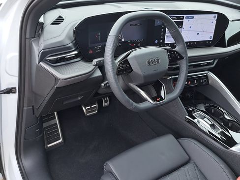 New 2026 Audi SQ5 Premium Plus AWD/4WD image 16